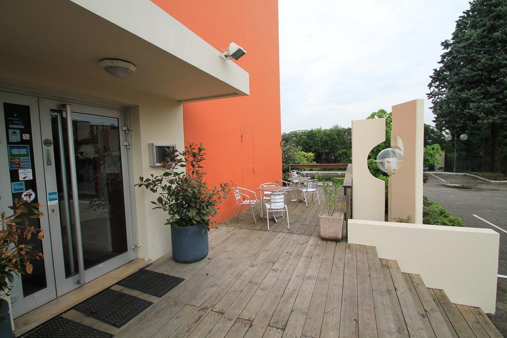 Adonis Lyon Est Hotel Artys Saint-Priest-en-Jarez Εξωτερικό φωτογραφία