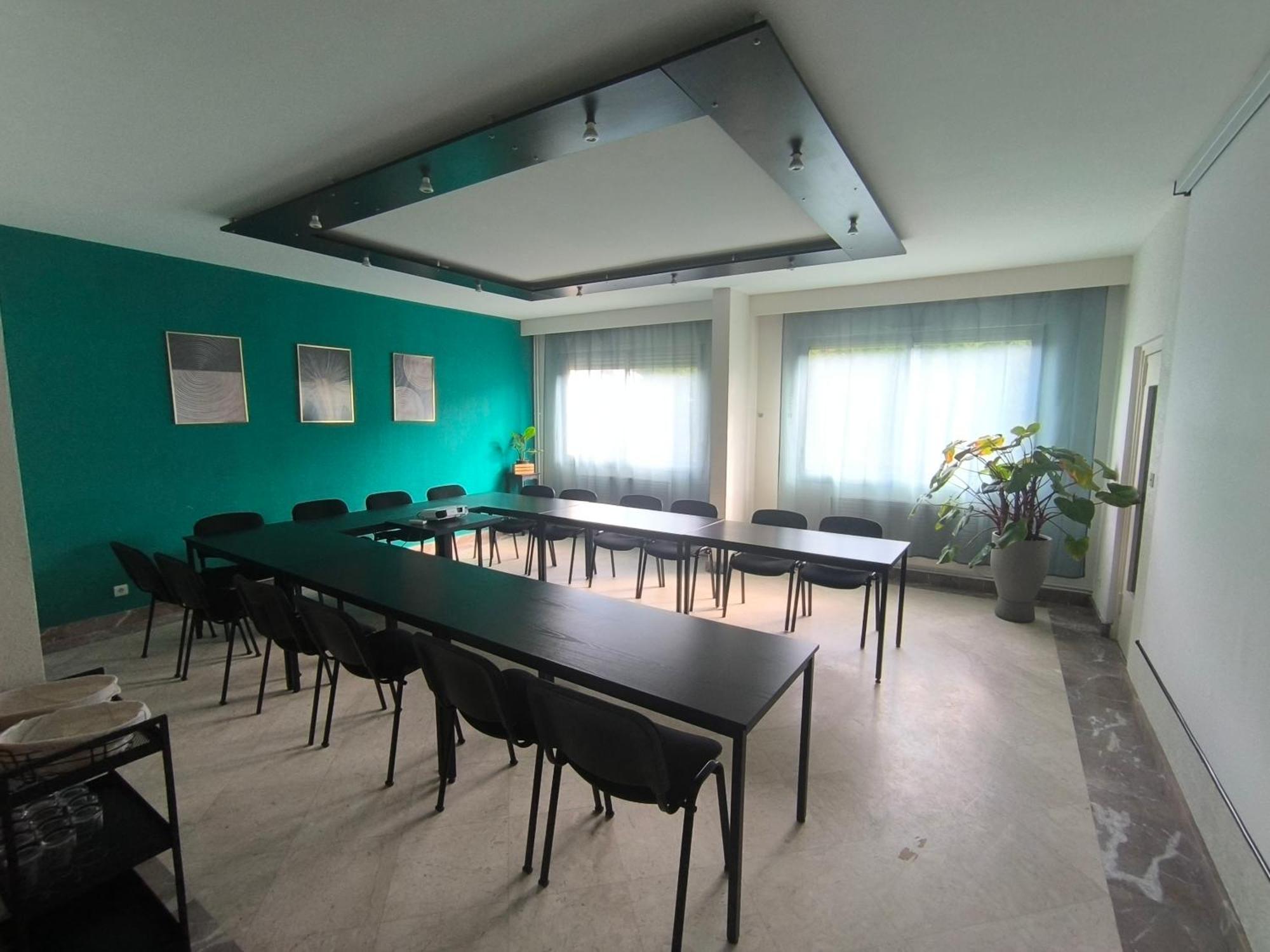 Adonis Lyon Est Hotel Artys Saint-Priest-en-Jarez Εξωτερικό φωτογραφία